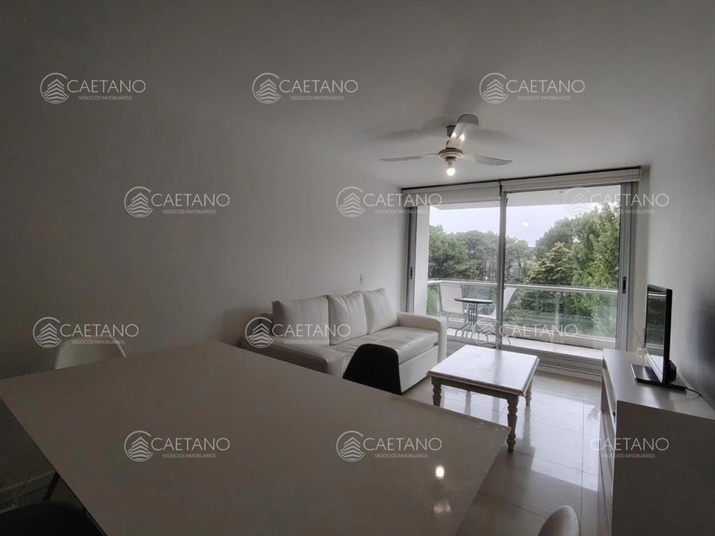 Alquiler temporal, apartamento 2 dormitorios. del