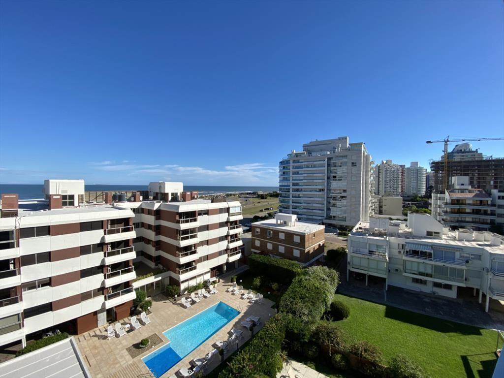 VENTA APARTAMENTO DE 3 DORMITORIOS MAS SOL Y I