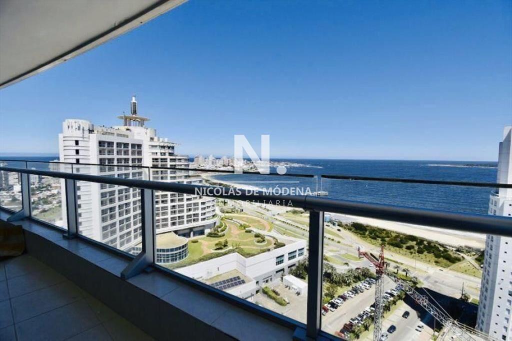 Apartamento en alquiler temporario Playa Mansa 2
