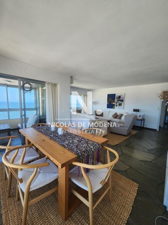 En venta apartamento en Peninsula Punta del Este,