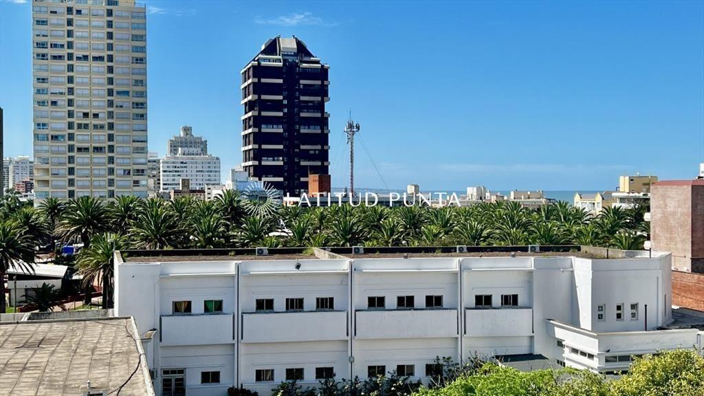 Apartamento en Península, 1 dormitorio y medio