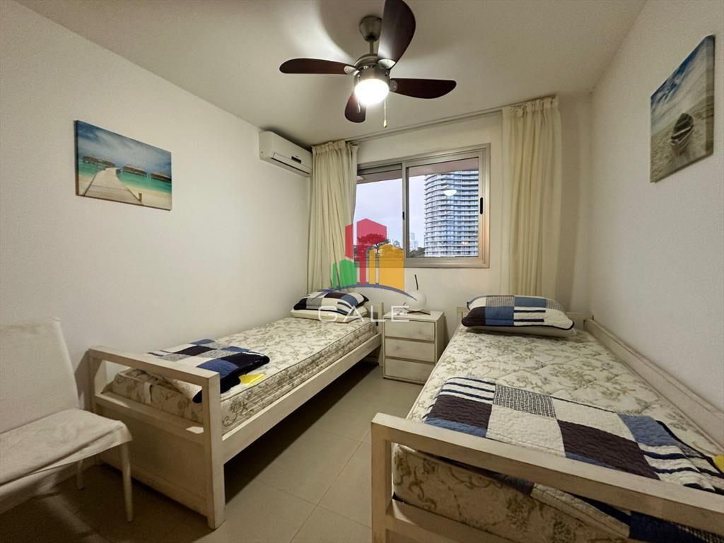 Oportunidad. Vende apartamento de 2 dormitorios y
