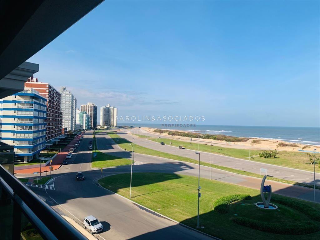 Apartamento en venta de 3 dormitorios en Torre