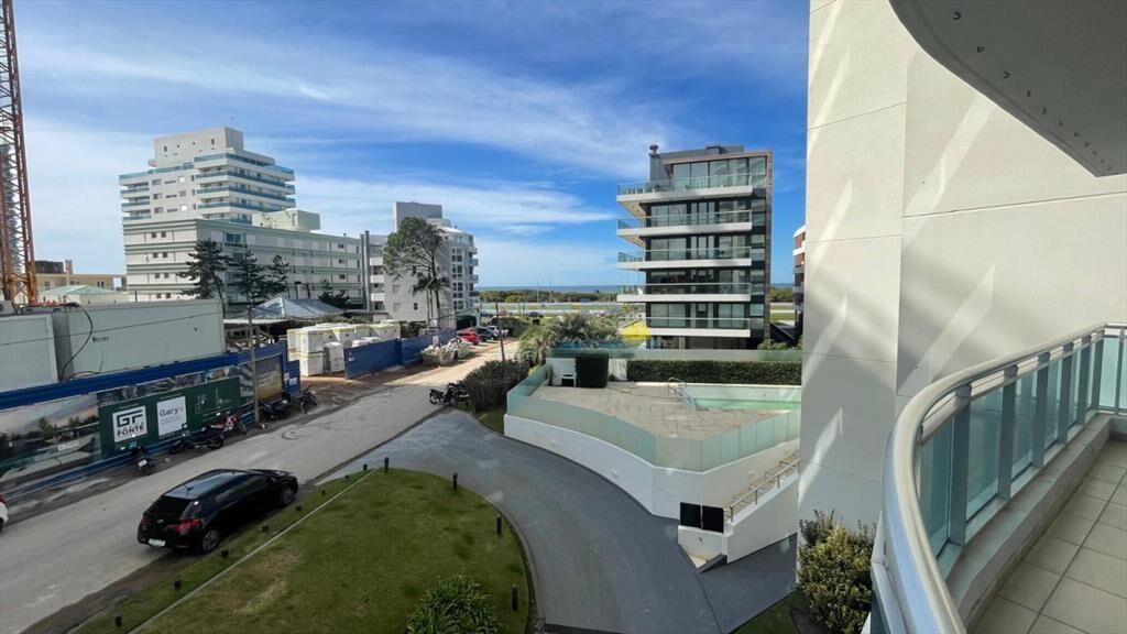 Apartamento en zona Brava