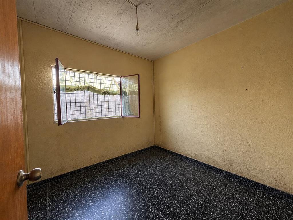 CASA EN VENTA CON AMPLIO TERRENO Y GALPON