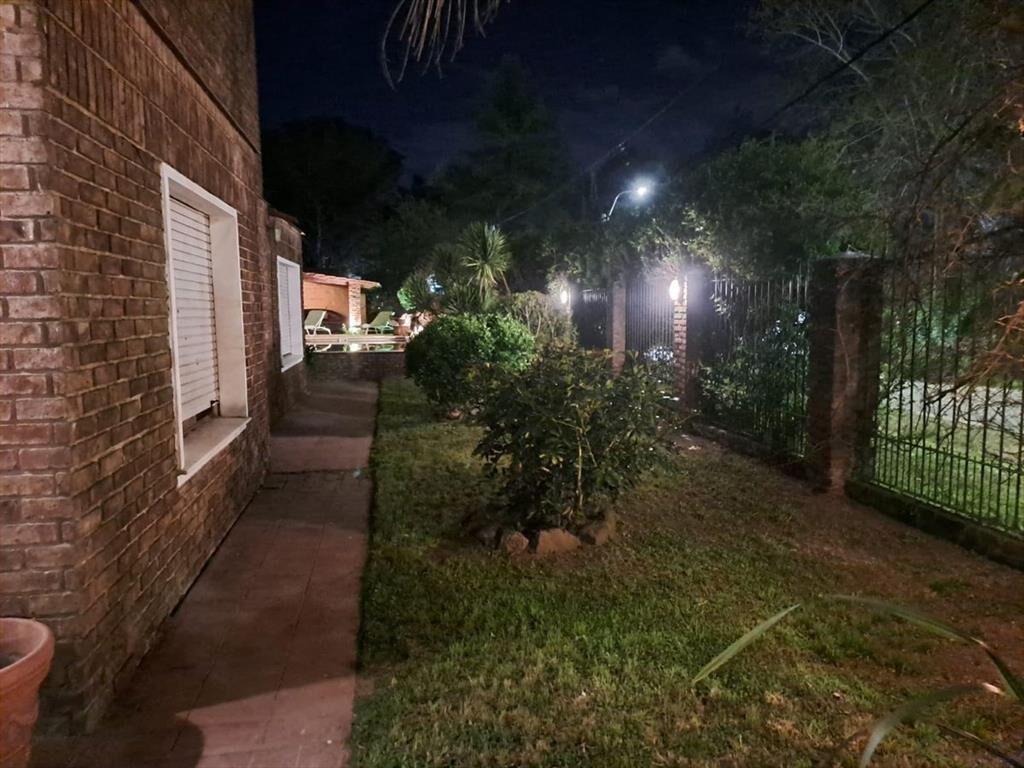 Venta Casa en Shangrilá Sur 4 dorm, Piscina