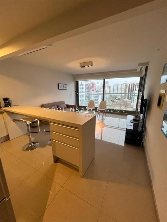 Apartamento en venta de 1 dormitorio y medio en