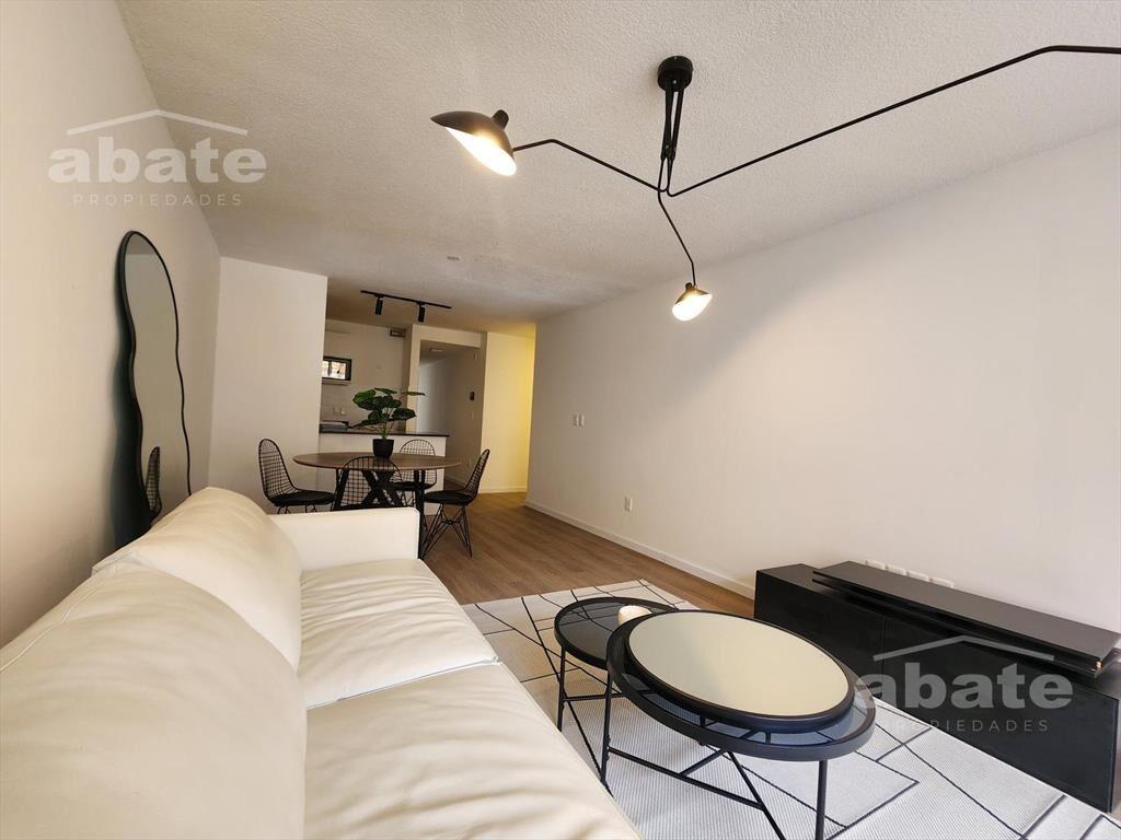 Venta apartamento 2 dormitorios en Cordón al frente con bal