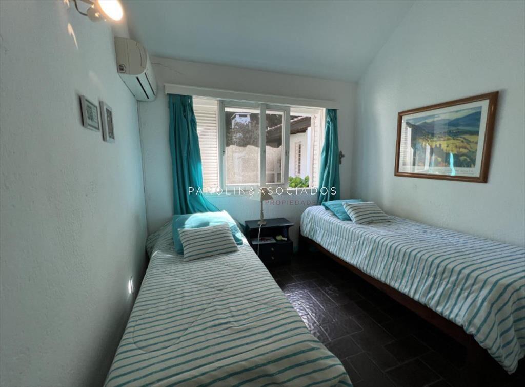 Casa en venta de 4 Dormitorios ubicada en Punta
