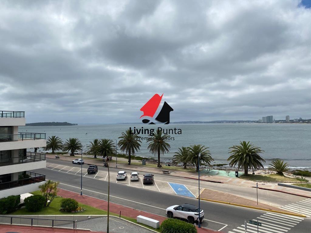 Vende apartamento con vista al mar de 3 Punta del