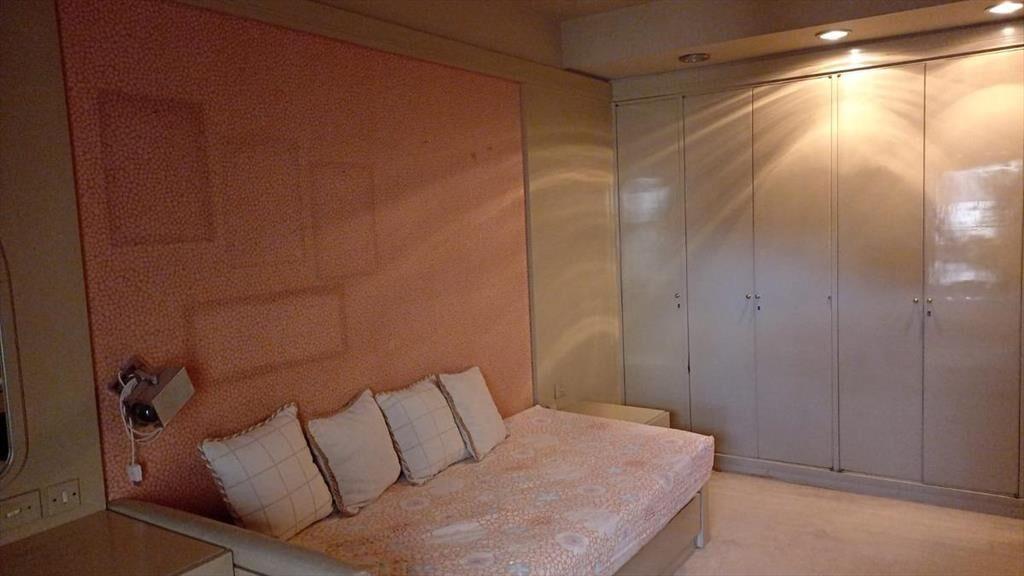 VENTA  APARTAMENTO 3 DORMITORIOS Y SERVICIO GARAJE X2  SOBR
