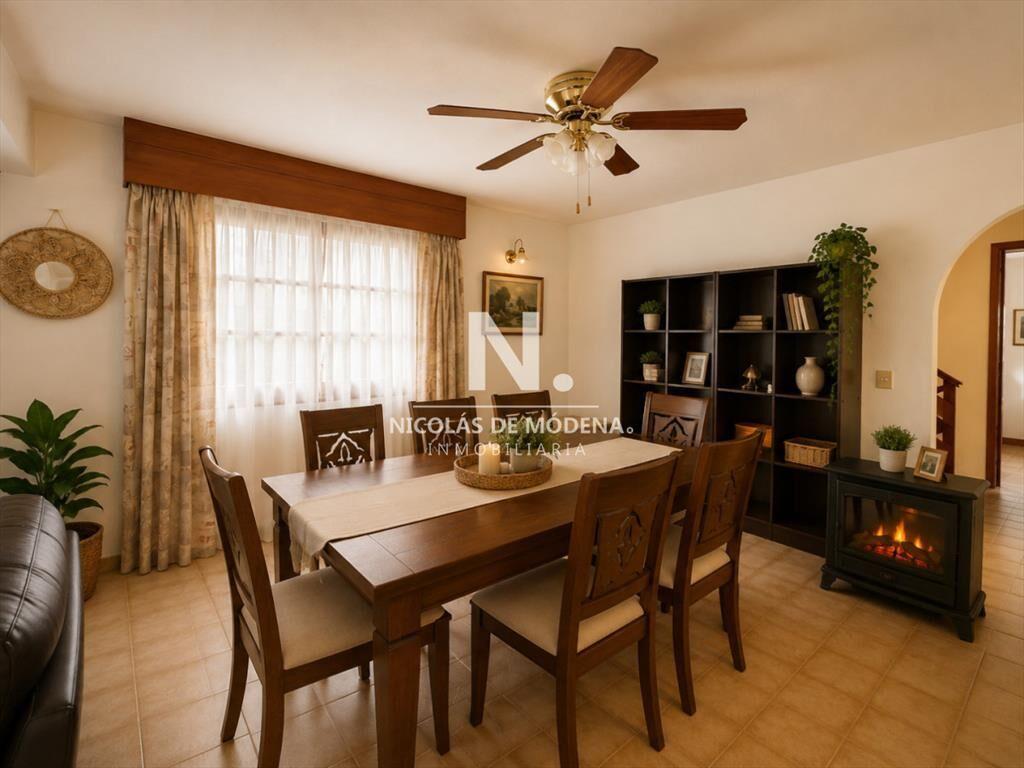 Casa en Venta 4 Dormitorios Playa Mansa