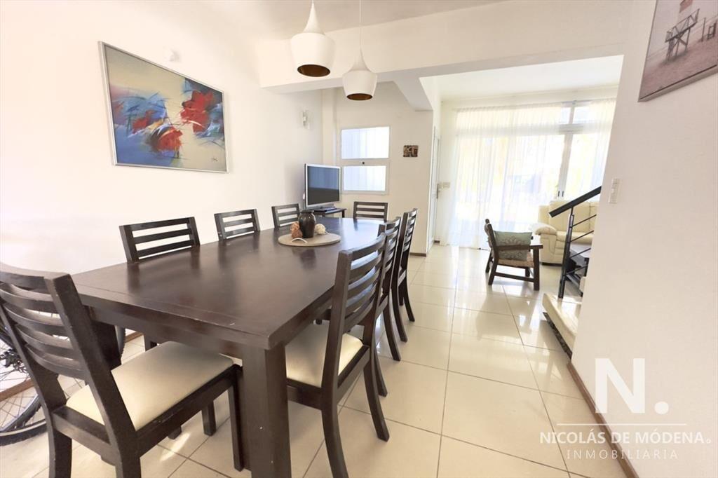 Alquiler apartamento de 3 dormitorios en Manantiales