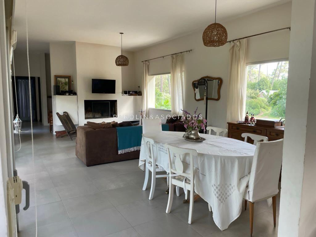 Casa en venta de 3 dormitorios en barrio cerrado