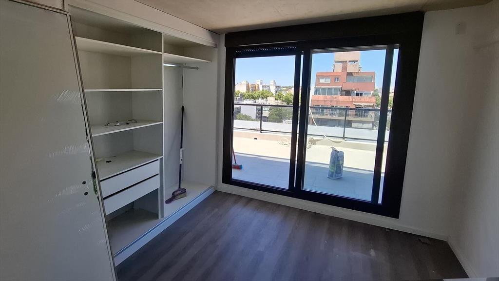 Venta o Alquiler Penthouse 2 Dormitorios 2 baños en Pocitos