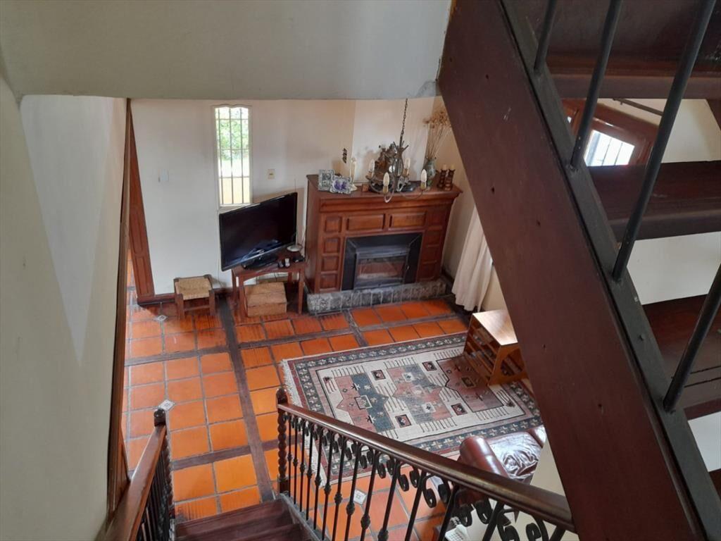 Casa en venta de 5 dormitorios y 3 baños c/ garage x 2 ...