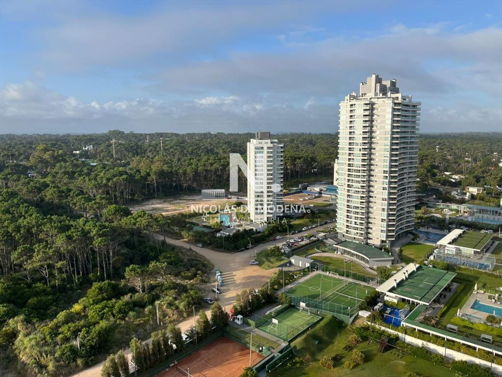 APARTAMENTO EN ALQUILER PLAYA BRAVA