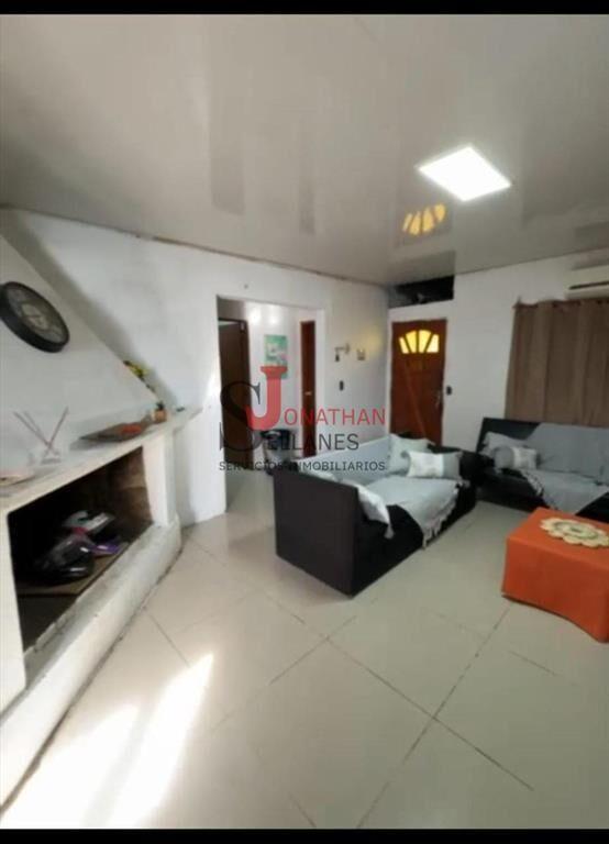 Casa 3 Dormitorios, Galpón amplio y apto completo de 1 dorm