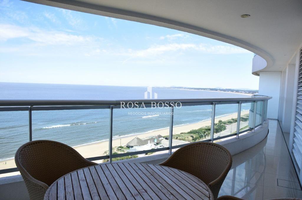 Apartamento en Mansa, 3 dormitorios *