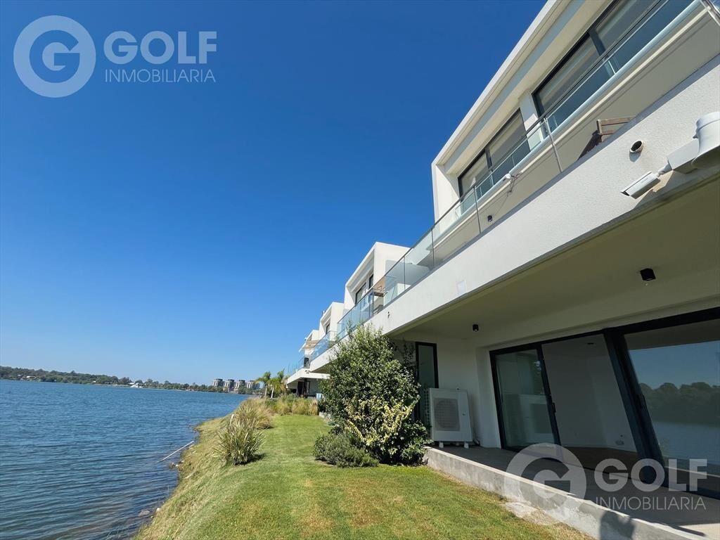 Venta de Villa de 4 dormitorios en Carrasco Boating