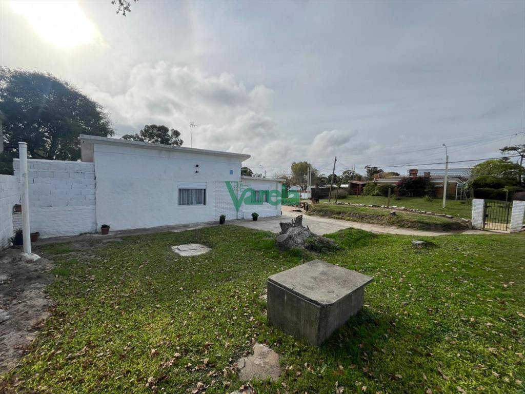 Casa de 3 dormitorios y 1 baÃ±o en Parque del