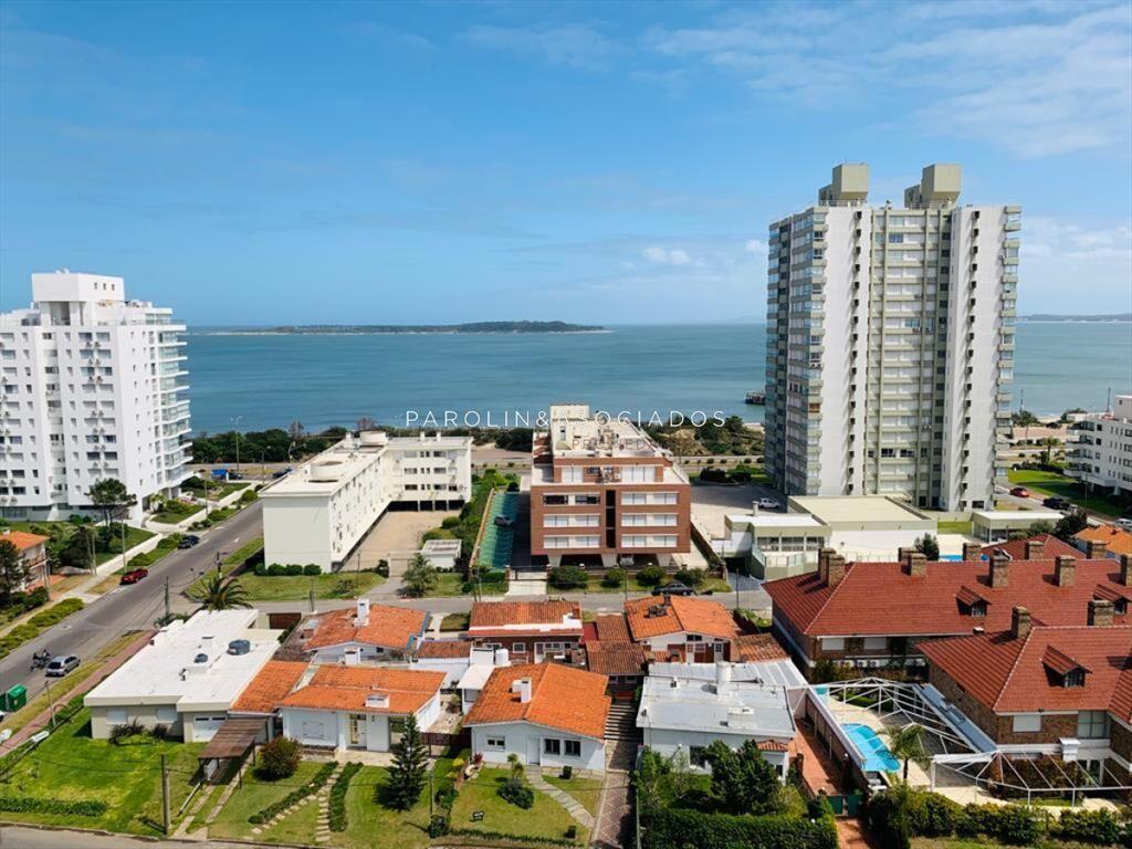Apartamento en venta en Art Bulevar, Punta del