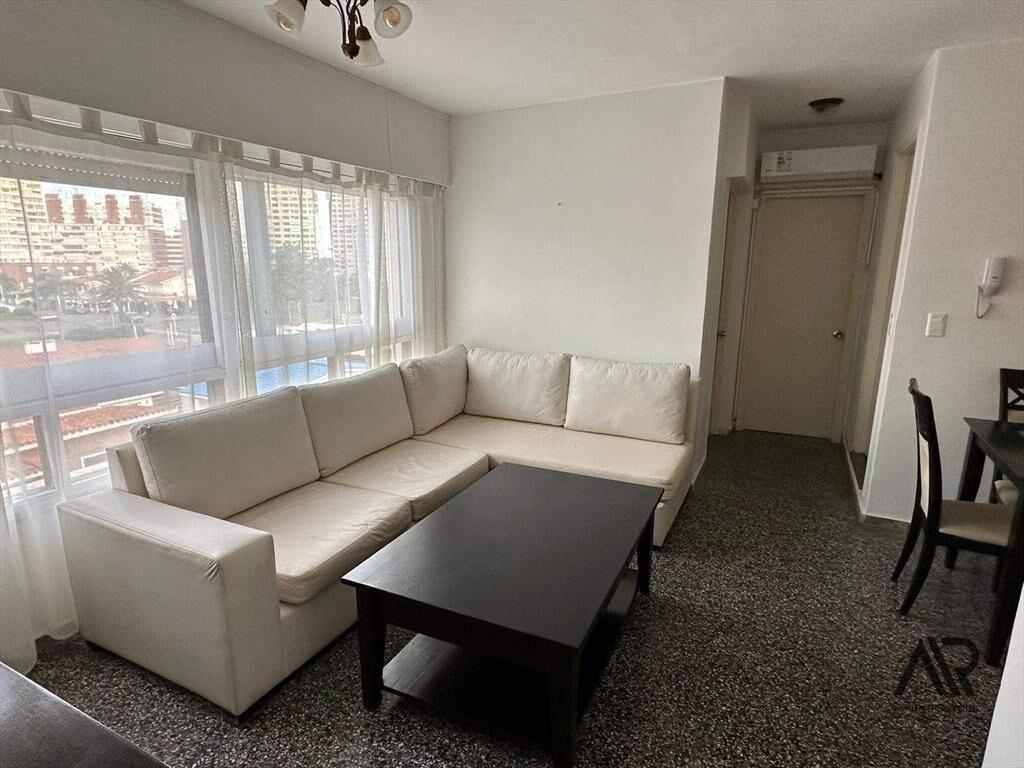 Apartamento en alquiler anual c/ cochera en Aidy Grill