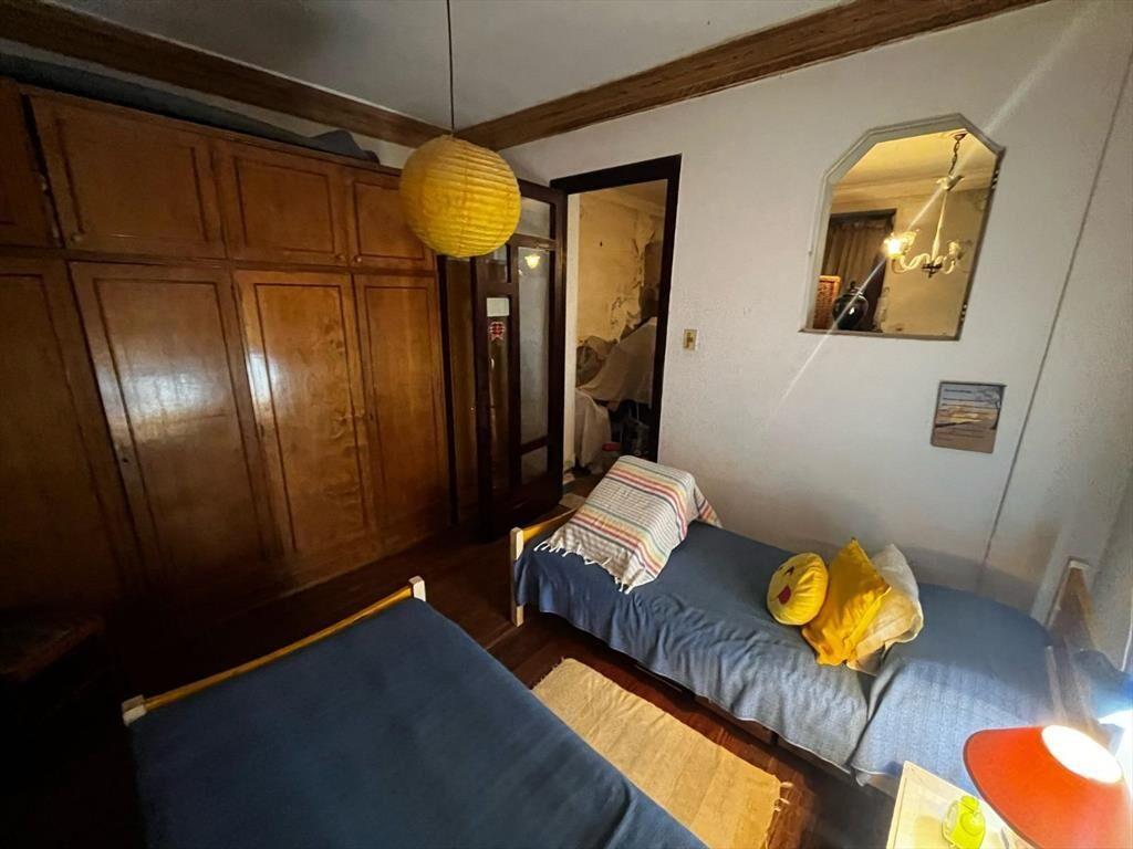 8 de octubre esq. Luis Alberto de Herrera , 280 m2, 3 dorm,