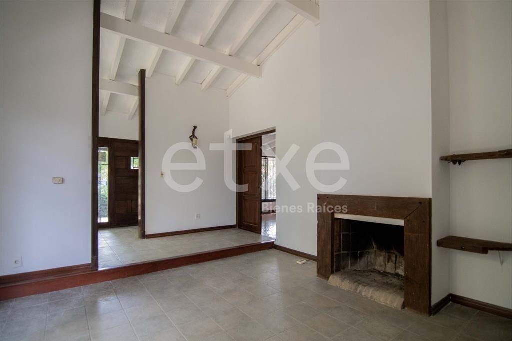 Casa en Alquiler Carrasco Lawn Tennis Woodlands...
