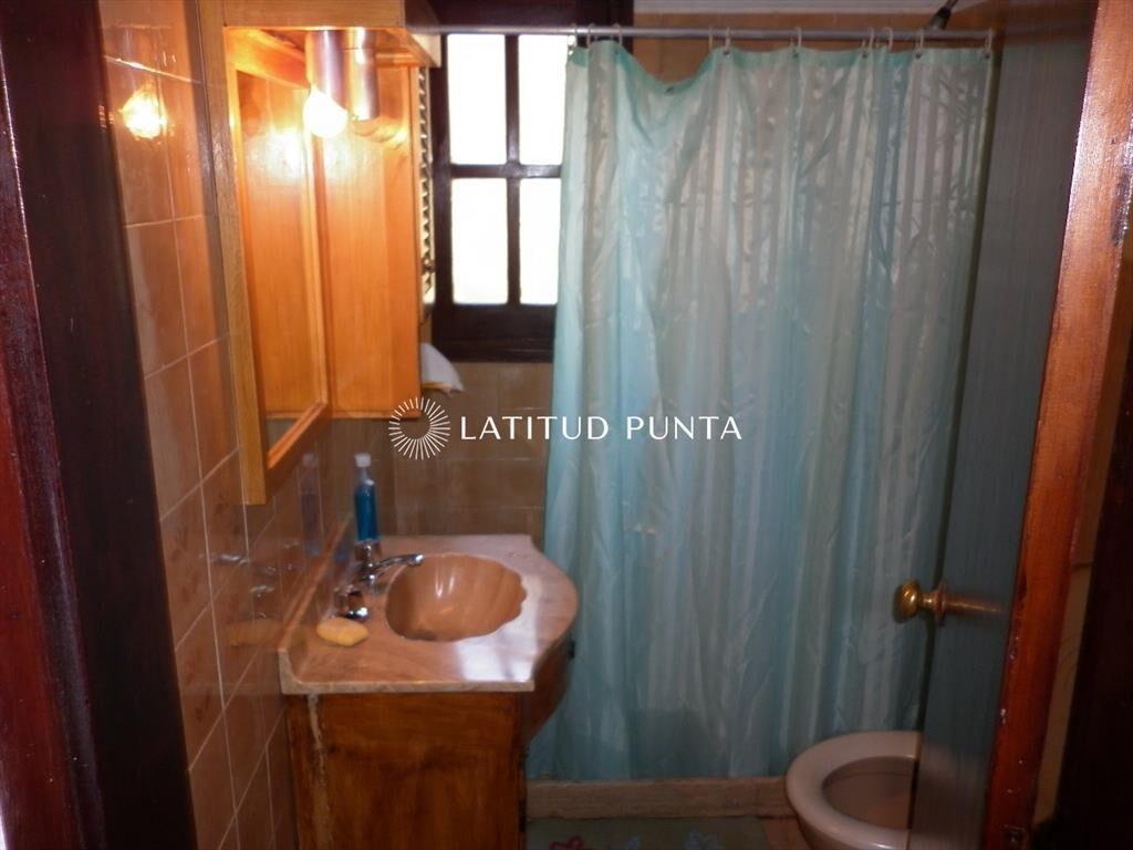Casa en Altos de Pinares, 4 dormitorios
