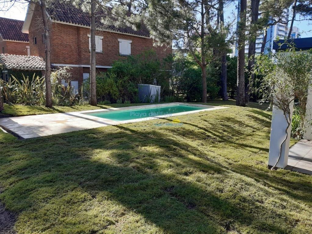 Casa en Venta de 3 Dormitorios en Punta del este