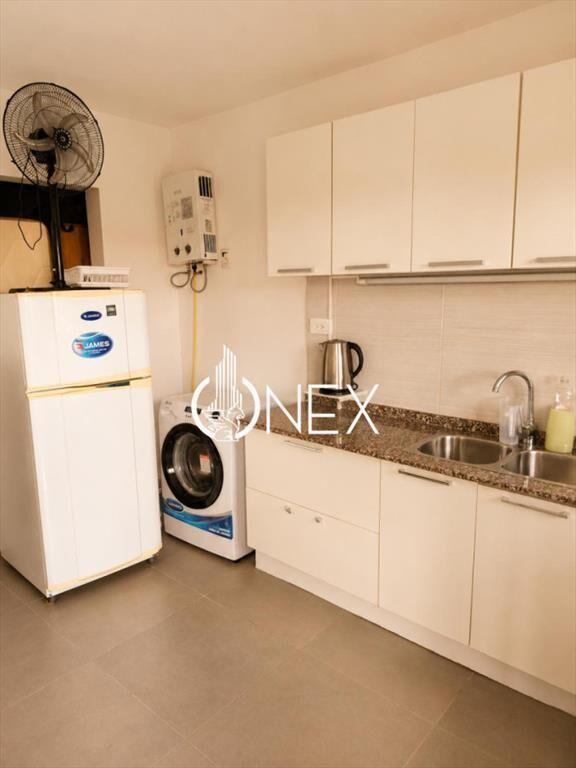 Venta monoambiente con dormitorio definido en al