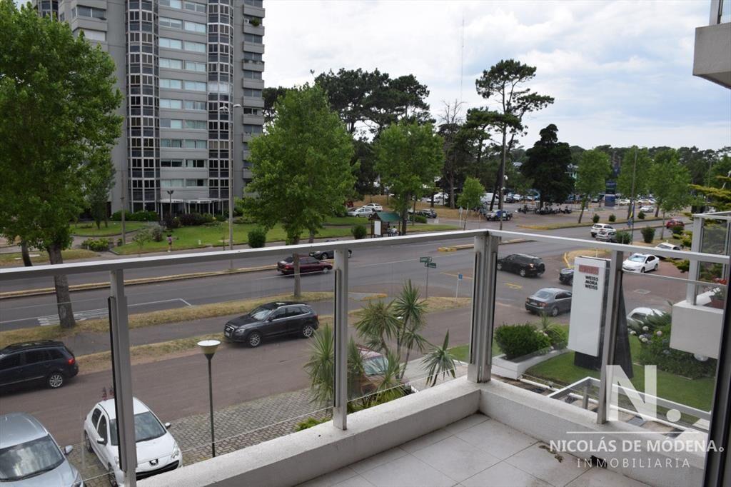 Oportunidad Apartamento de 2 dormitorios en Roosevelt