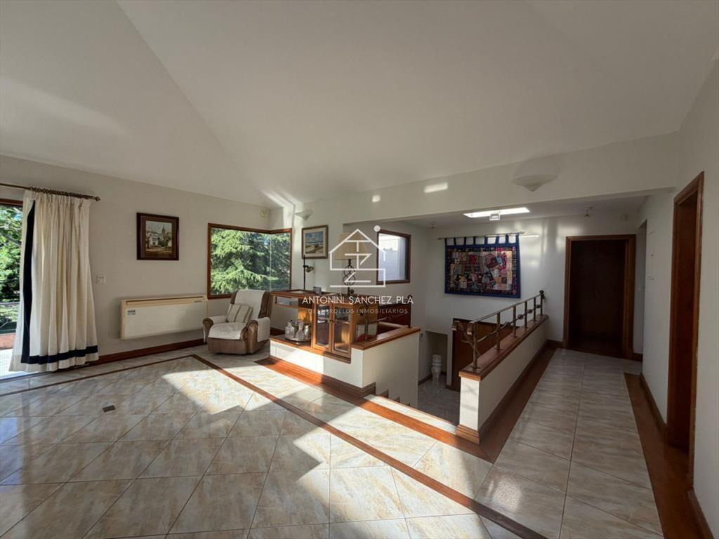 Casa en Alquiler anual Punta del este 3 dormitorios San Raf