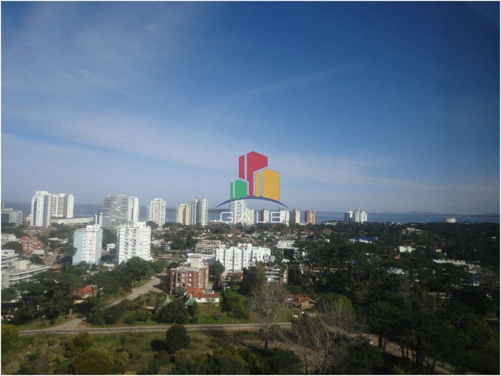 Apartamento en Roosevelt, 2 dormitorios *