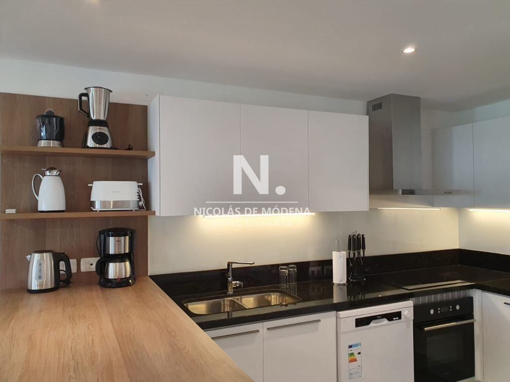 En venta apartamento en Punta Ballena de 4 en