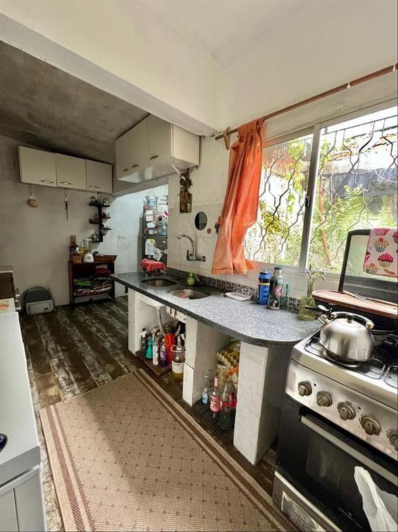 VENTA CASA SOLYMAR SUR A 3 CUADRAS DE LA RAMBLA COSTANERA.