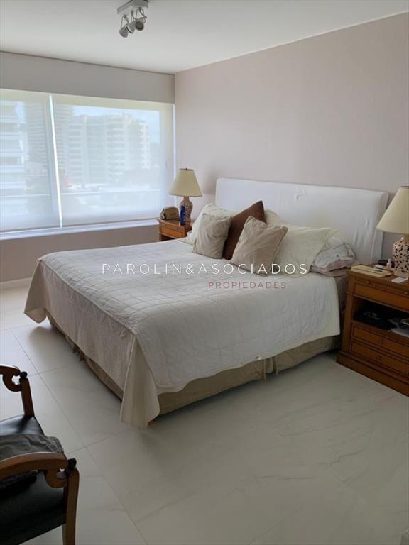 Apartamento en venta en Edificio Tiburón, Punta