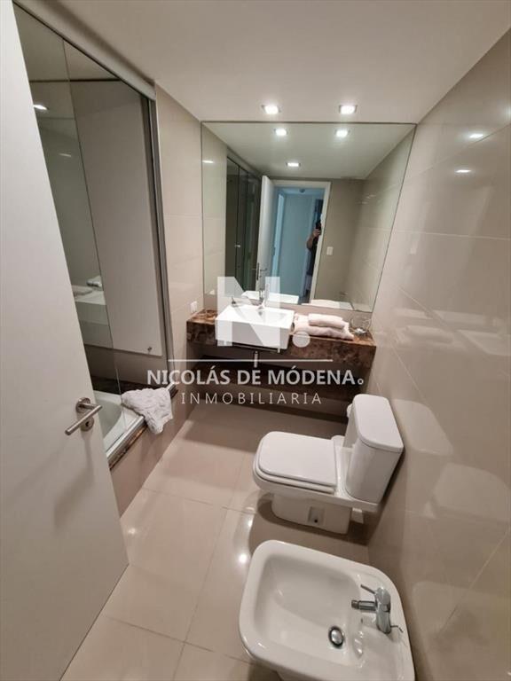 Apartamento de 3 domitorios en suite, frente al