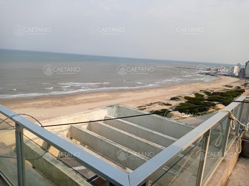 Venta apartamento 4 dormitorios. Playa brava, del