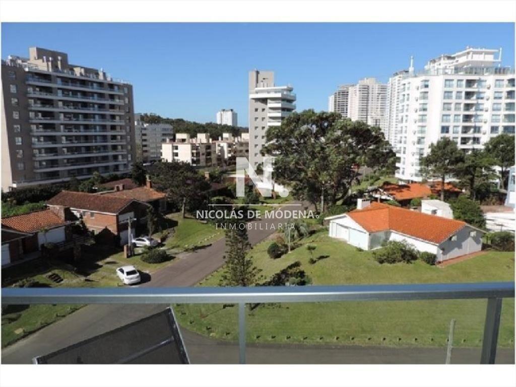 Apartamento en venta de 2 dormitorios, Punta del