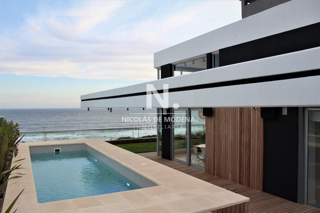 Exclusivo Penthouse en torre de Categoria