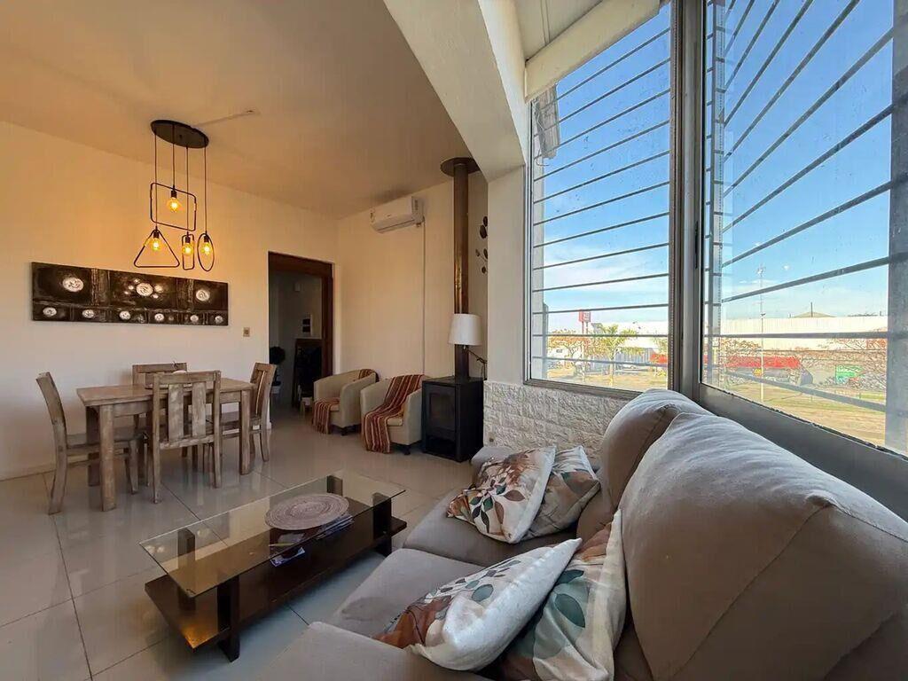 VENTA CASA DE ALTOS, 2 DORMITORIOS, CERRITO