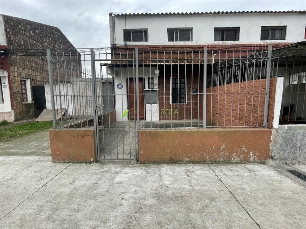 CASA EN COOPEERATIVA CON ENTRADA LATERAL DE VEHICULOS