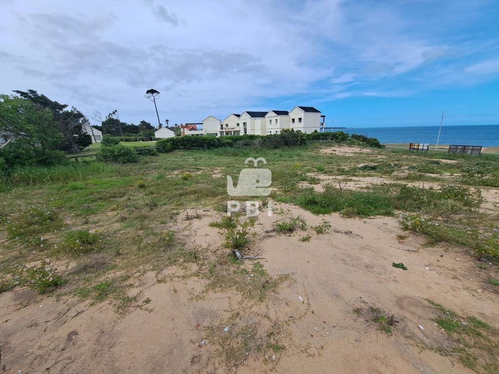 Lote Frente al Mar en La Mansa, Punta del Este -
