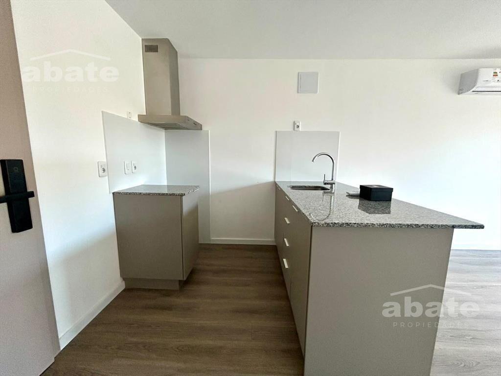 Alquiler Apartamento de 1 dormitorio con garaje , en La Bla