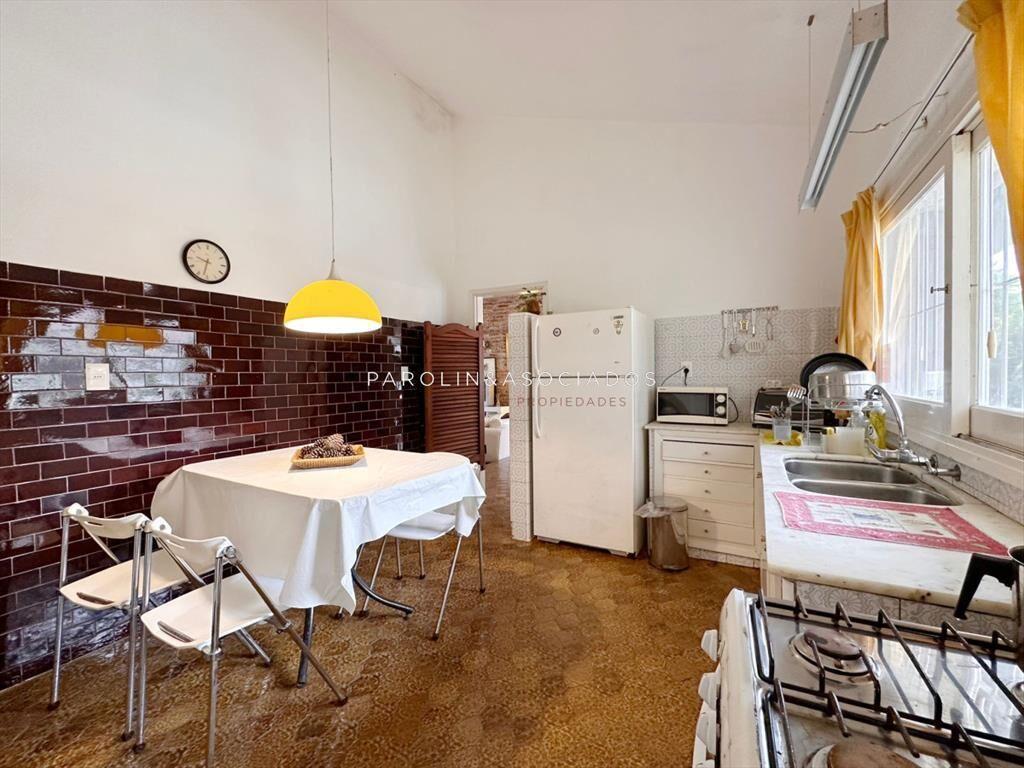 Casa de 3 dormitorios + dependencia de servicio
