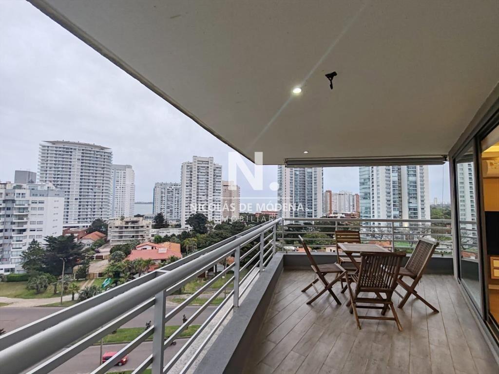 Alquila apartamento de 2 dormitorios en Mansa, a