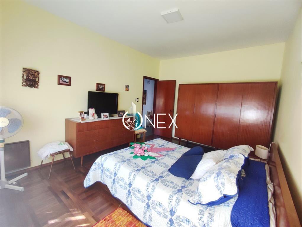 Casa en Venta (4 dorm.) + apto (3 dorm.) en Solymar a mts d