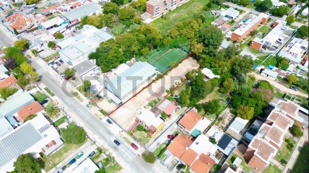 TERRENO a 3 cuadras de Av Italia con nivelado sobre Gall...